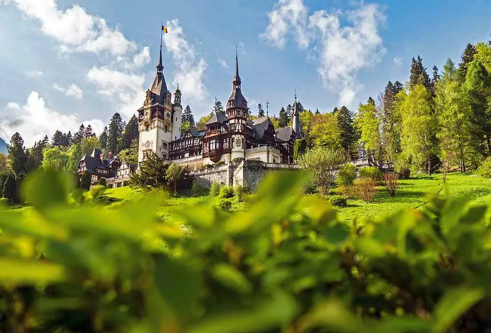 Pałac Peles – pałac w miejscowości Sinaia