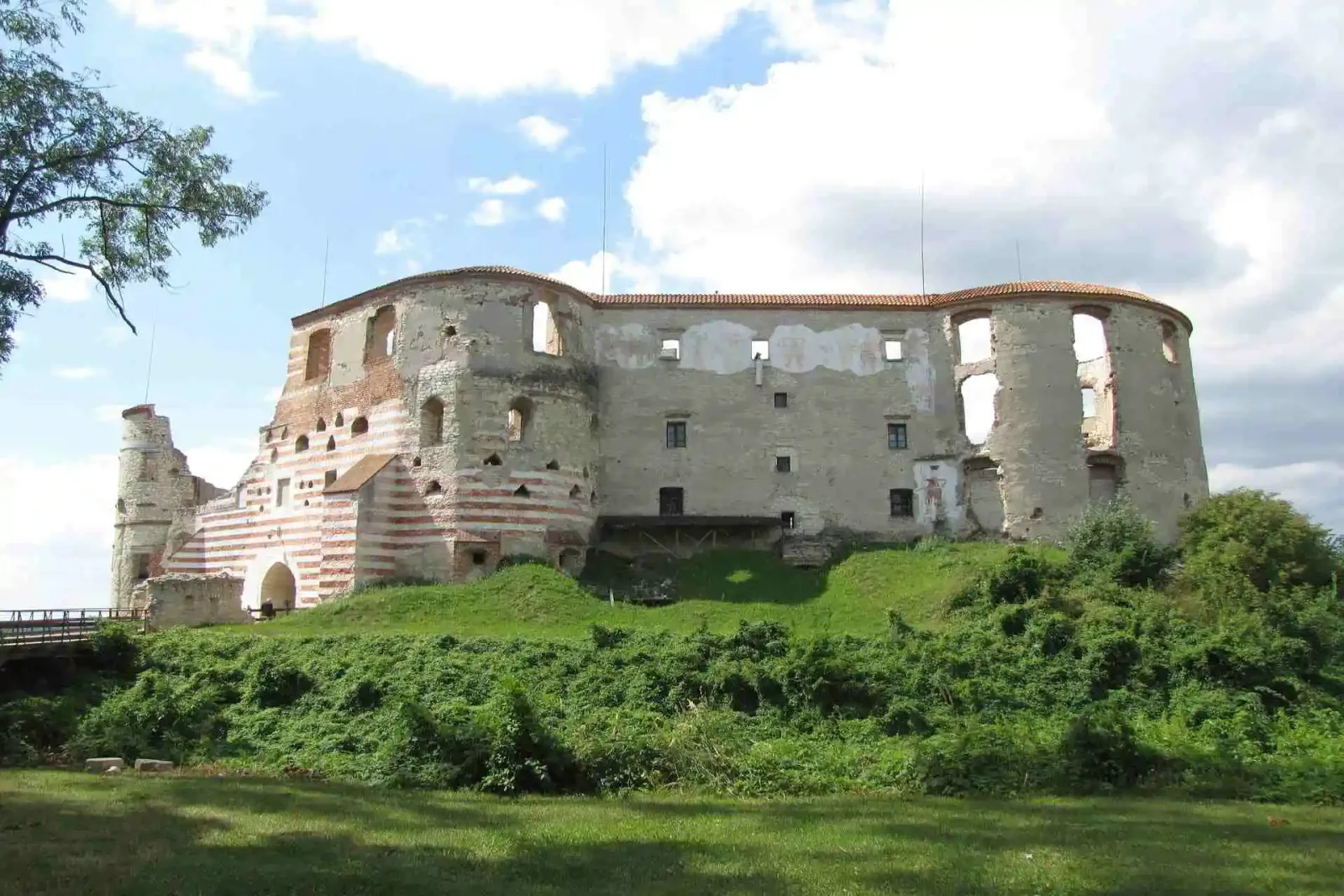 Zamek w Janowcu