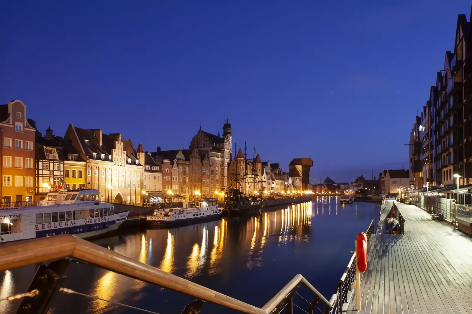 Gdańsk nocą